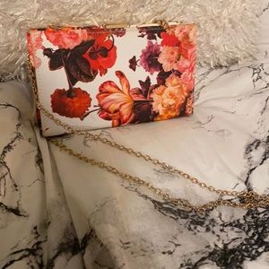 lulu townsend floral clutch